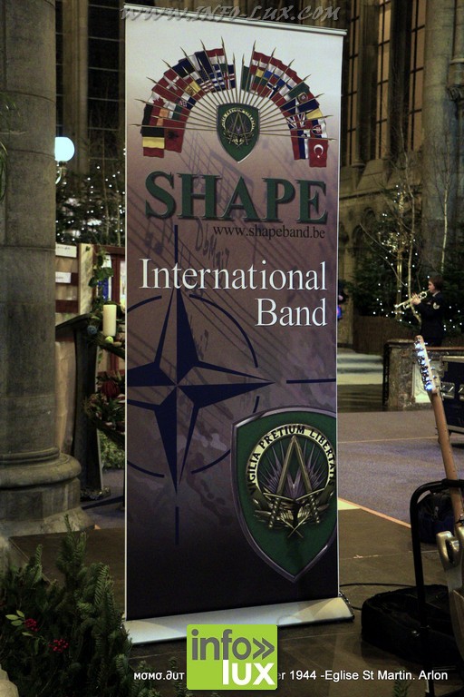 Concert par l’Orchestre international du SHAPE. Remember 1944
